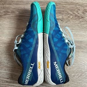 Merrell Vapor Glove 3. Never worn. Size 7.